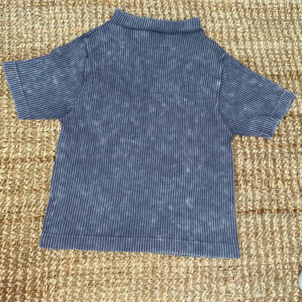 Grey ribbed high neck athletic top